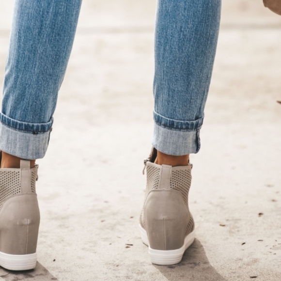 Light Grey Wedge Sneaker - Picture 3 of 3